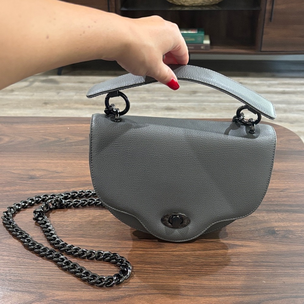 Gray Crossbody Bag with Chain Strap